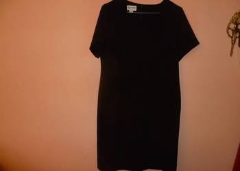 Czarna sukienka