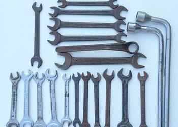 Klucze serwisowe Mercedes-Benz.