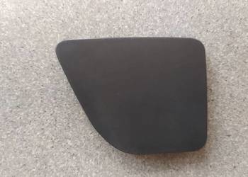 Toyota RAV4 RAV 4 2010 2011 2012 zaślepka na hak lewa