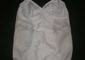 Body wyszczuplające z paskami do pończoch 38C / 85C Marks & Spencer