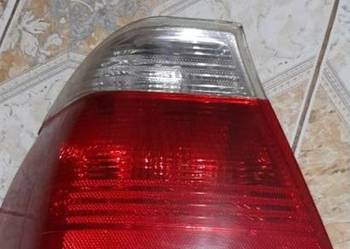 Tylnia lampa BMW 316i