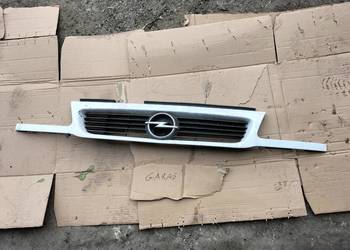 OPEL ASTRA F GRIL ATRAPA ATRAPKA