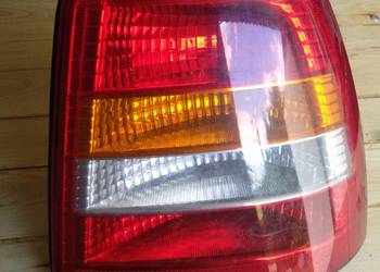 Opel Astra g sedan lampa prawa tylna