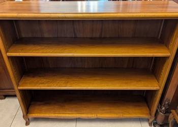 Bardzo ładny regał,witryna ludwikowska -sklep Dąbrowa Górnicza