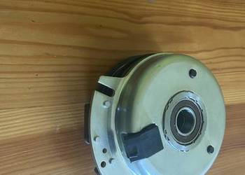 Elektrosprzęgło PTO zgodne z Warner 2519-23