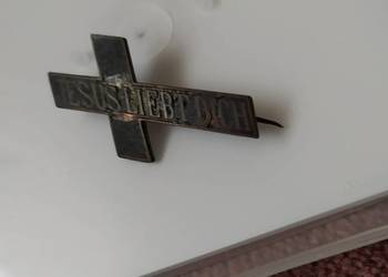 przypinka jesus liebt dich