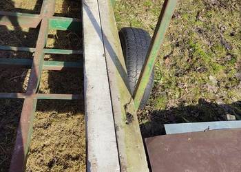 mocna przyczepka jednoosiowa