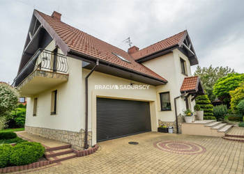 Dom wolnostojący Bibice Kwiaty Polne 230m2