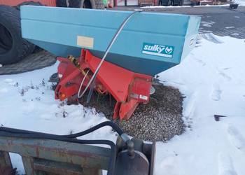 Rozsiewaczy do nawozu Amazon i sullky