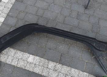 OKAZJA !! Słupek prawy drzwiowy naroznik poszycie Renault Master