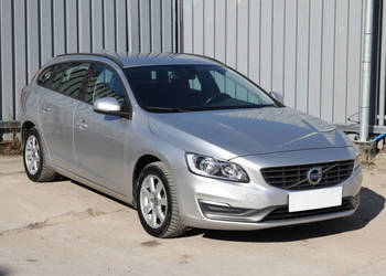 Volvo V60 D2