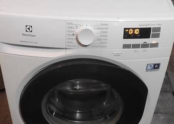 Sprzedam Pralkę Electrolux PerfectCare 8 kg wsadu 1200obr/min