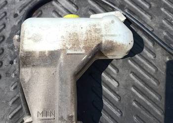 Zbiorniczek wyrównawczy nissan primera P12 1.6 b