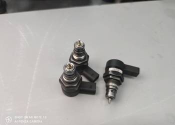 Czujnik na listwe BMW 2.0D 0281002481