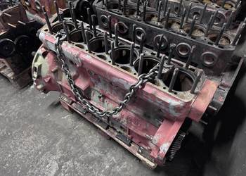 Blok silnika Ursus Zetor 6 cylindrowy Nowy typ Stary typ