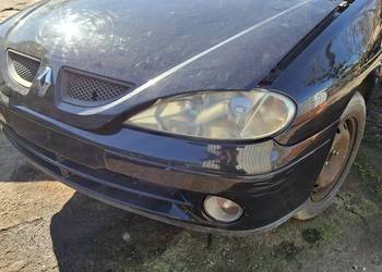 Zderzak przod megane 1 lift czarny