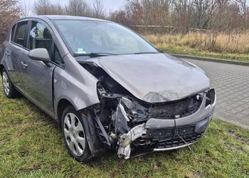 OPEL CORSA 1.4 benzyna, niski przebieg