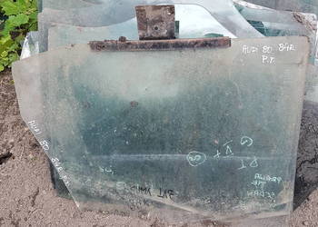 AUDI 80 B2 1983 1985 SZYBA PRAWA TYL PRAWA TYLNA SZYBA DRZWI