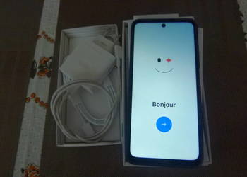 Smartfon Oppo  A 90G.