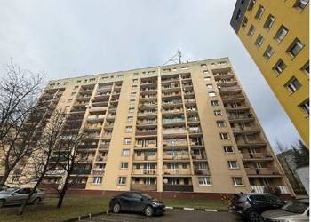Syndyk sprzeda mieszkanie w wieżowcu
