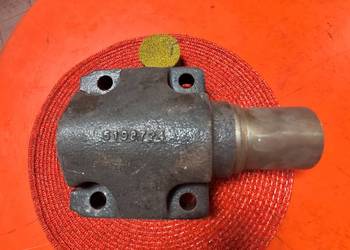 5198725 5198724 Wspornik osi amortyzowanej T6. Maxxum MXU CNH CASE