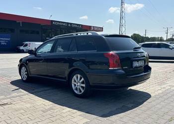Toyota Avensis 1.8 benzyna kombi T25 11500zl do negocjacji.