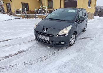 Samochód osobowy Peugeot 5008