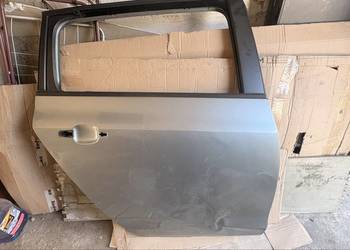 Opel Zafira C Tourer 2012 drzwi tylne prawe kolor Z179