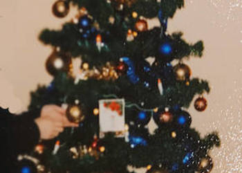 Sztuczna, składana choinka