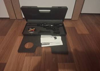 Pistolet wiatrówka sprężynowa łamana +ok 300 szt śrutu+ 30 tarcz papier.