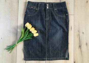 Spódnica olówkowa z ciemnego denimu