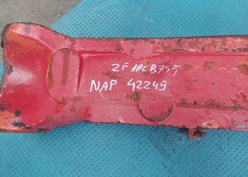 Obudowa połowka pochwa Most ZF APL B755 Cat Liebherr 4472077017  [D-71, W-7
