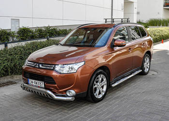 Mitsubishi Outlander 4x4 Bezwypadkowy Skóry 7-osobowy