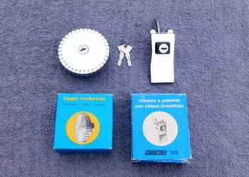 Nowy korek baku wlewu i zamek chrom Fiat 126p 126 PIERWSZA SERIA oryginalne