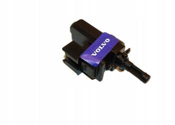 VOLVO S80 V70 XC70 wlacznik czujnik sprzegla OE 30752408 VOLVO S80 V70 XC70 wlacznik czujnik sprzegla OE 30752408