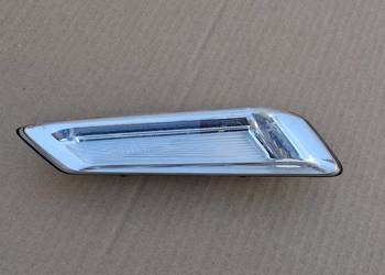 VOLVO FH5 KIERUNKOWSKAZ PRZEDŁUŻENIA DRZWI PRAWYCH PRAWY ORYGINAŁ 24189496