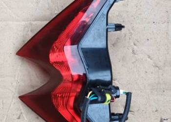 APRILIA RS 660 Tuono 20- LAMPA TYŁ original sprawna