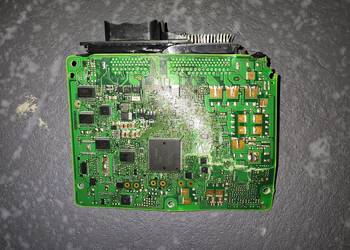 KOMPUTER STEROWNIK SILNIKA HONDA JAZZ V 1.5H 37820-6Y0-E73 2020- części