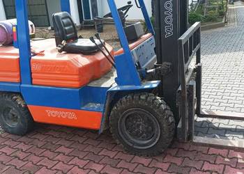 wózek widłowy TOYOTA  5FGF 30+ gaz