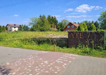 Teren inwestycyjny - centrum Łomianek ul. Agawy