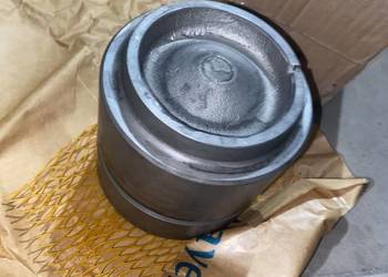 5146365 Tłok podnośnika MXM TM  M115 Nowy Oryginał CNH 5146365 Tłok podnośnika MXM TM  M115 Nowy Oryginał CNH