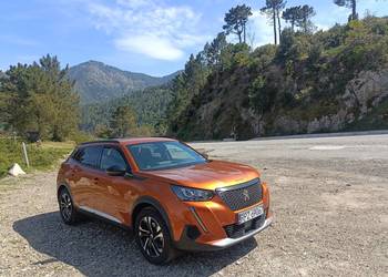 Peugeot 2008 II 1.5 HDI Allure EAT8 130km 2022 r.