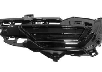 VOLVO XC60 II lewa kratka zaslepka halogenu zderzak przod R…