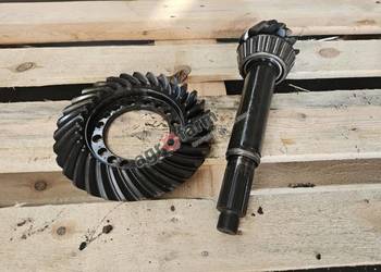 Wałek ataku + koło Z12x31 FWD John Deere 4350
