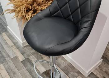 Komplet dwóch hokerów skóra czarne