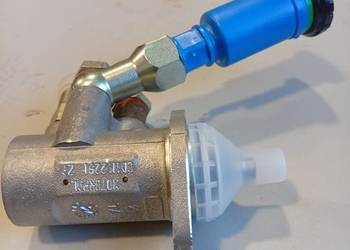 Pompa zasilania Zetor