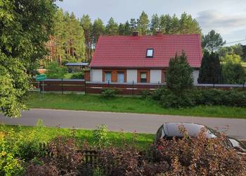 Dom 90 m² z dużą działką 1500 m² – gotowy do zamieszkania Starowice gm. Bor