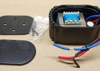 CAR STEREO NOISE FILTER FILTR PRZECIWZAKŁÓCENIOWY 12V/30A