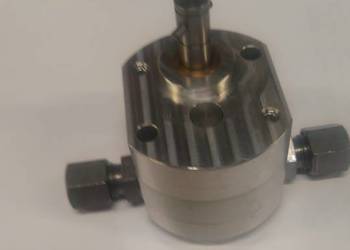 Pompa smarownicza do frezarki FSS400