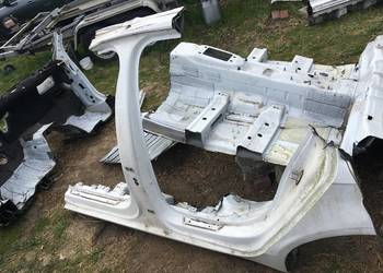 SŁUPEK PRÓG LEWY AUDI A4 S4 B8 kombi 2008-2015